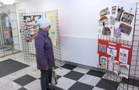 Mali čuvari baštine: u predvorju varaždinske Gradske knjižnice izloženi plakati učenika trećih razreda osnovnih škola