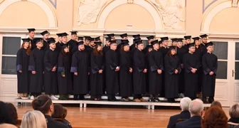 Promovirano 505 FOI-jevih prvostupnika/ca i magistra/ica