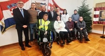 Župan Stričak članovima Boćarskog kluba cerebralne i dječje paralize Varaždin čestitao na odličnim rezultatima