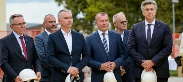 Počela dogradnja OŠ Ivanec, na polaganju kamena temeljca bio i premijer Plenković