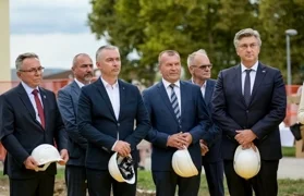 Počela dogradnja OŠ Ivanec, na polaganju kamena temeljca bio i premijer Plenković