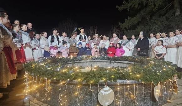 Mali advent u Marofu: Upaljena druga svijeća na adventskom vijencu