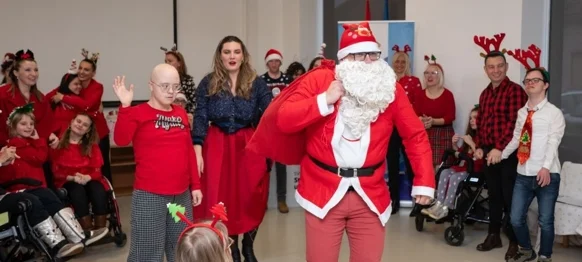 Održana već tradicionalna božićna priredba udruge &bdquo;Uz tebe sam&ldquo;
