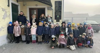 Mališani Dječjeg vrtića &quot;Bambi&quot; Petrijanec čestitali Božić djelatnicima Općine Petrijanec