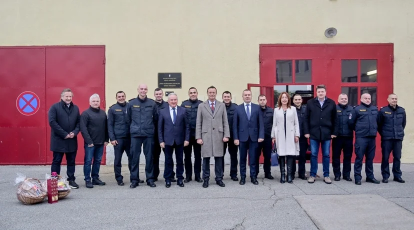 Varaždinski župan i gradonačelnik obišli žurne službe: Novogodišnja noć protekla je mirno
