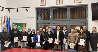 U Vidovcu potpisani Ugovori o dodjeli bespovratnih potpora mladim obiteljima radi rješavanja njihovog stambenog pitanja