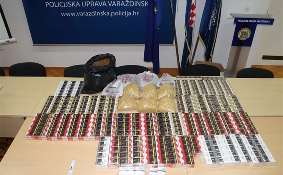Policija pretražila stan 60-ogodišnjaka: pronašli 644 kutija cigareta i 11 kilograma duhana