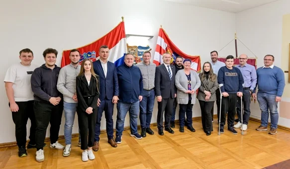Povodom Međunarodnog dana obrazovanja priređen prijem za mlade robotičare i njihove sponzore