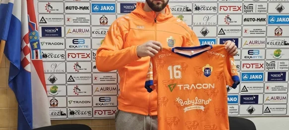 Jedan od najboljih stopera lige, Marijan Fotak (21), pojačava redove Varteksa!