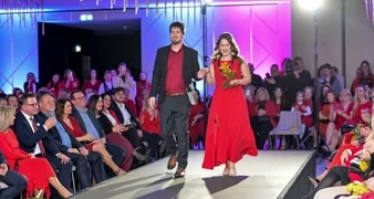 Program obilježavanja održan je u Hotelu Turist uz prigodnu modnu reviju