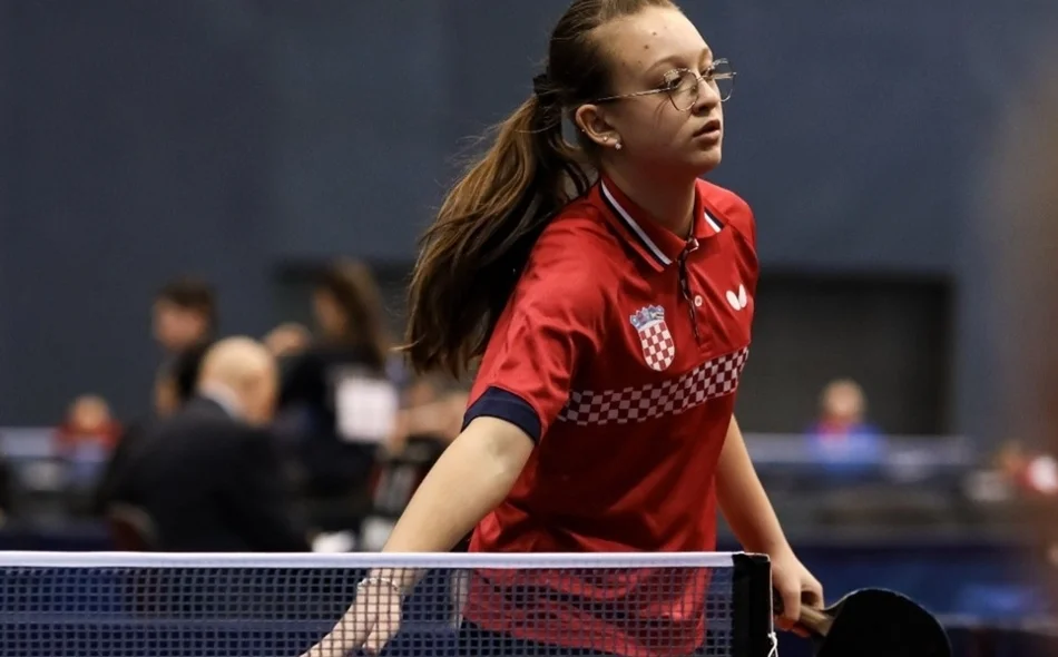 Mlada stolnotenisačica Tena Špoljarić nastupila je za reprezentaciju Hrvatske