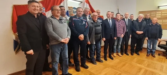 Potpisan ugovor: za 30-ak dana počinje poribljavanje jezera Trakošćan