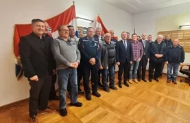 Potpisan ugovor: za 30-ak dana počinje poribljavanje jezera Trakošćan