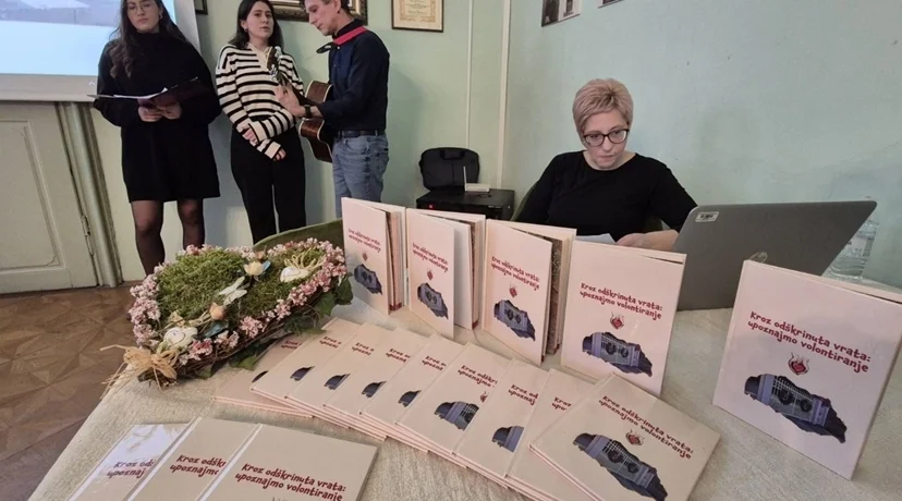 Povodom Dana bolesnika promovirana brošura „Kroz odškrinuta vrata: upoznajmo volontiranje“ autorice Dijane Hereković