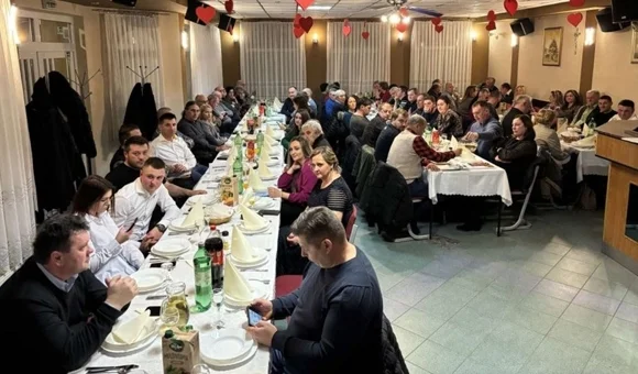 Udruga uzgajivača svinja: „Neka javne ustanove kupuju meso do domaćih proizvođača”