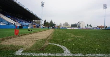 Nogometaši Varaždina će Dinamo dočekati na novome travnjaku: započeli radovi na glavnome terenu