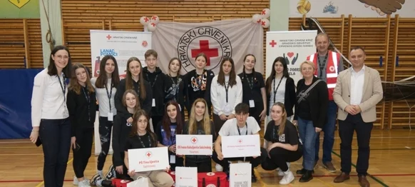 FOTO Osnova škola Gustava Krkleca u Maruševcu ugostila natjecanje ekipa prva pomoći mladih Hrvatskog Crvenog križa