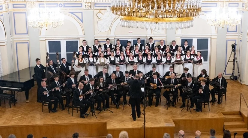Varaždinski tamburaški orkestar nastupa na festivalu „Dani zborske i orkestralne glazbe” u njemačkom Ravensburgu