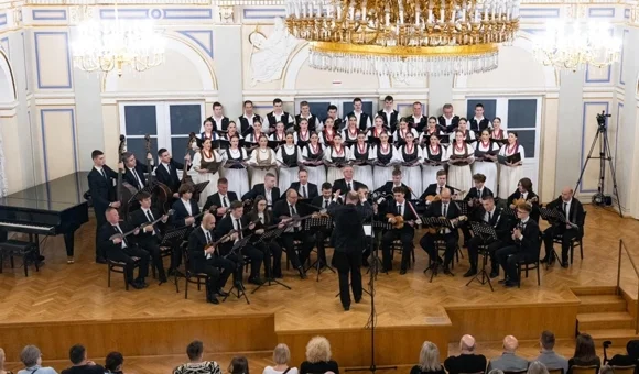 Varaždinski tamburaški orkestar nastupa na festivalu „Dani zborske i orkestralne glazbe” u njemačkom Ravensburgu