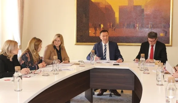 Grad Varaždin: umirovljenicima subvencioniranje cijene odvoza smeća, poduzetnicima i poljoprivrednicima potpore u poslovanju