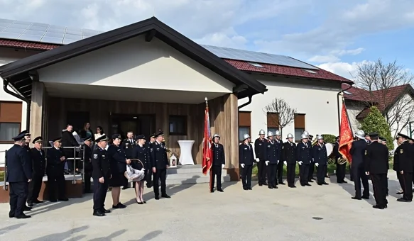 društveni dom Gornje Vratno