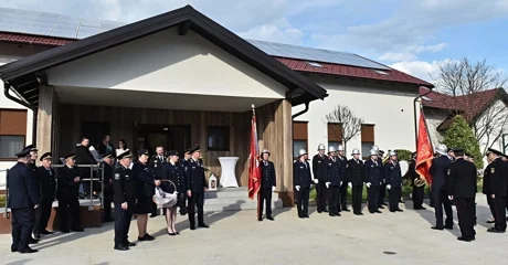 društveni dom Gornje Vratno