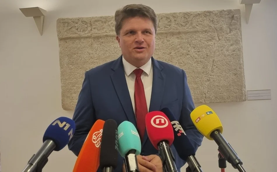 Miroslav Marković u Saboru: „Je li kandidat HDZ-a na lokalnim izborima Turudić ili Stričak?”