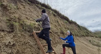 FOTO Volonterska akcija: strme pjeskovite riječne obale spremne dočekuju dolazak bregunica i pčelarica