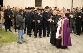 FOTO Biskup Bože Radoš predvodio na Cvjetnicu pobožnost križnog puta u Lepoglavi