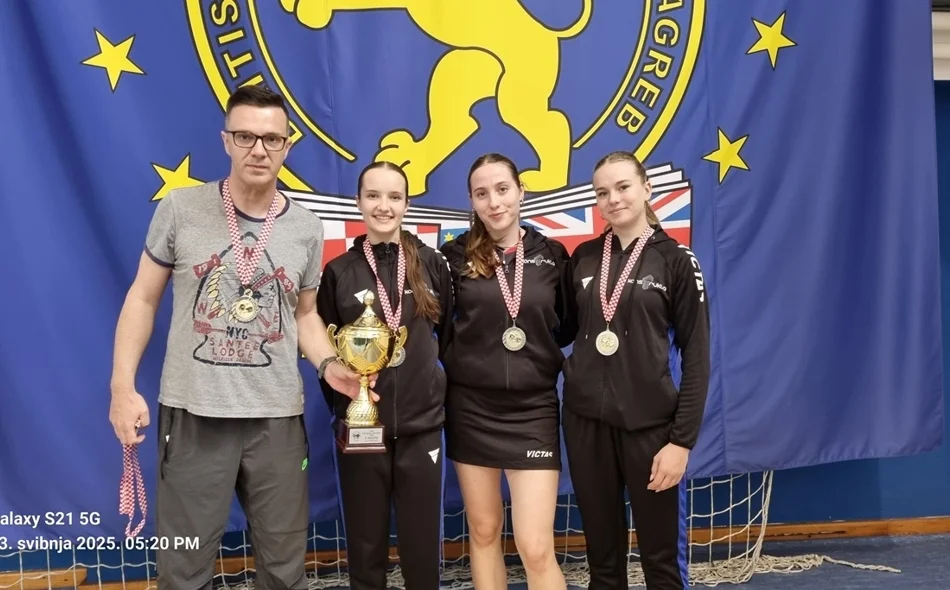 Stolni tenis: seniorke Varaždina srebrne u Kupu, Lari Zadravec dvije bronce