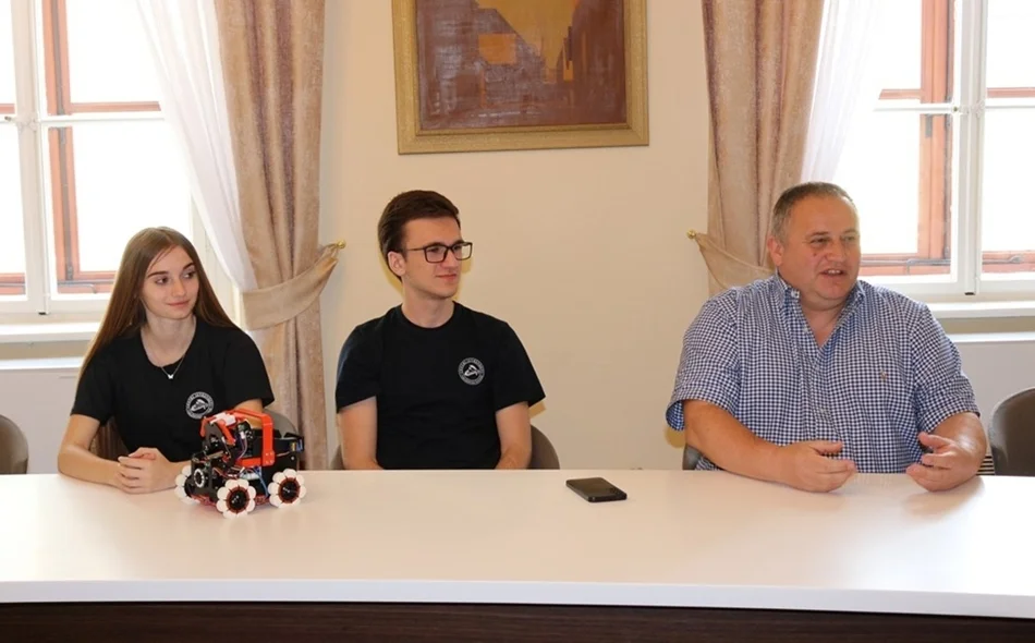Varaždinski robotičari nakon Amerike na prijamu kod gradonačelnika