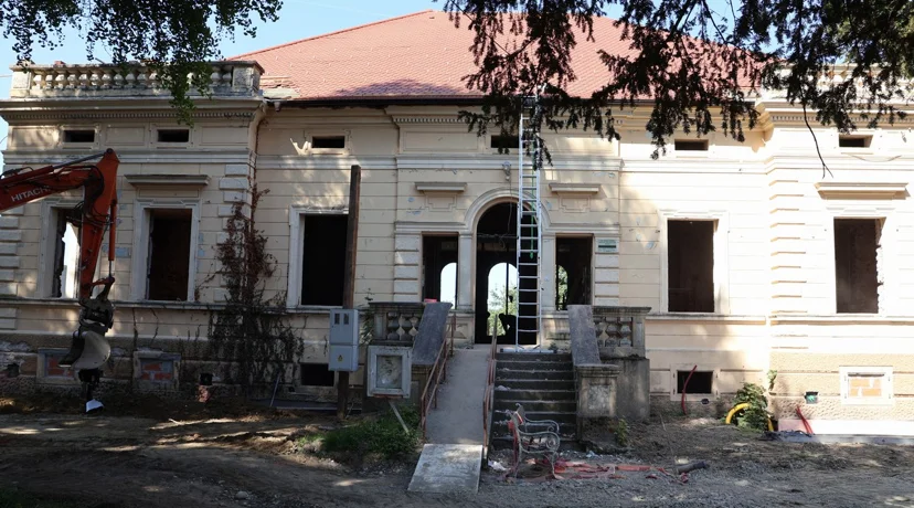 Palača Hirschler