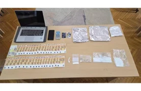 Kod 40-godišnjaka pronađeni droga, digitalna vaga i novac