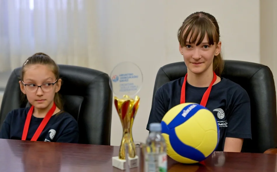 Članice Ženskog odbojkaškog kluba Ivanec osvojile naslov prvakinja Hrvatske u mini-odbojci