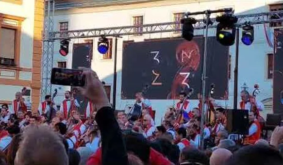 Nastup „Orkestra 100 violina” oduševio posjetitelje na varaždinskom Korzu