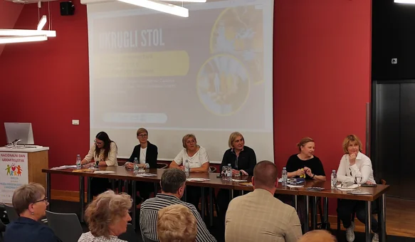 Udruga ZIPKA okupila stručnjake i udomitelje povodom Nacionalnog dana udomiteljstva
