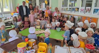 Pušlekice učile vrtićarce kako napraviti Mlinčani kolač