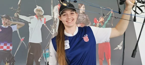 Varaždinka Amanda Mlinarić europska prvakinja u field streličarstvu!