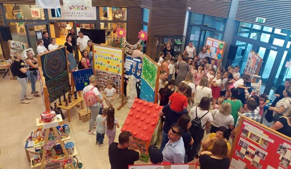 Otvorena izložba &quot;Dječja kreativa izvan okvira&quot;