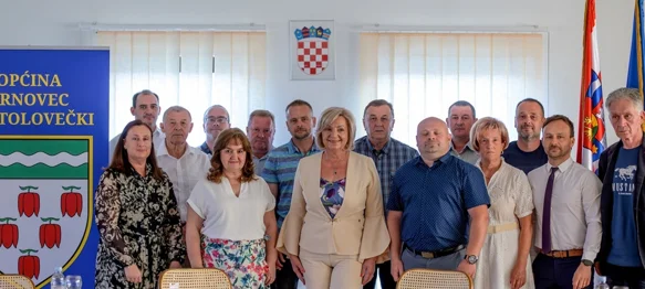 Na konstituirajućoj sjednici za predsjednika Vijeća izabran Stjepan Mikulić