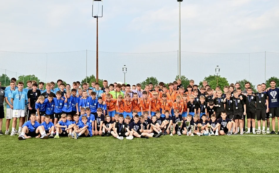 FOTO Uručeni pehari i medalje prvacima liga mladeži