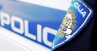 Pijan autom sletio s ceste, čeka ga kazna od gotovo 3000 eura