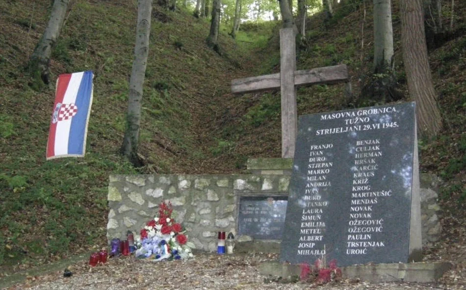 Odana počast žrtvama komunističkog terora u Drvarićevoj šumi