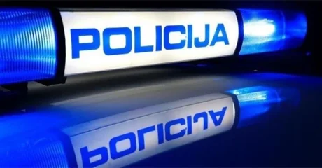 Kod Vratno Otoka sletio s ceste, udario u stablo i poginuo – policija utvrđuje identitet vozača