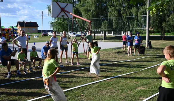 FOTO: Jubilarne 10. Seoske sportske igre okupile mnoštvo natjecatelja