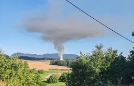 Gorjelo odlagalište otpada u Jerovcu, na terenu i policija
