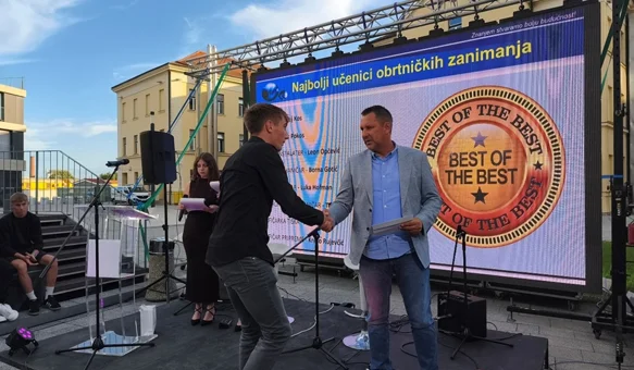 Poklon bon za najbolje učenike u obrtničkim zanimanjima