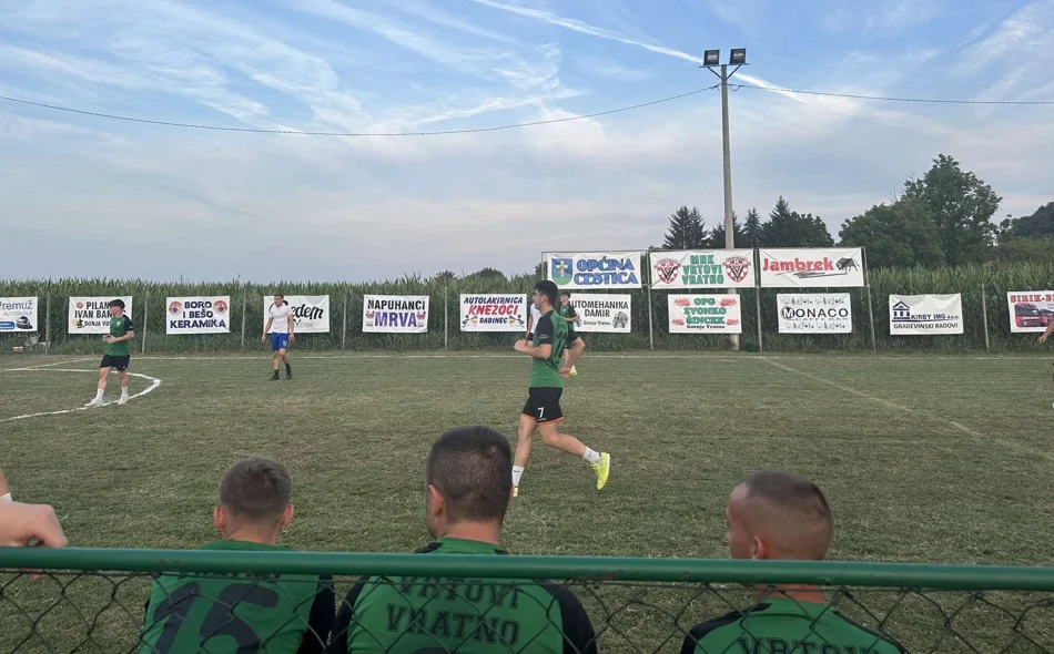 Nogometni turnir okupio mlade nade i seniorske ekipe