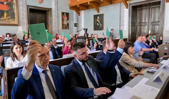 Toplička bolnica poslovala s minusom, Ljekarne s plusom