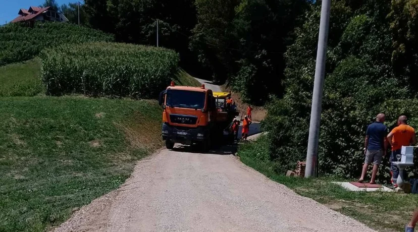 Završeno asfaltiranje dionice između zaseoka Osonjak i Dleski